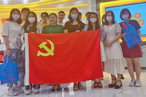 用“热血”传递爱心，(中国)·顶奢体验集团开展爱心献血活动